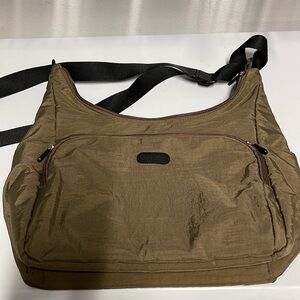 Baggallini crossbag